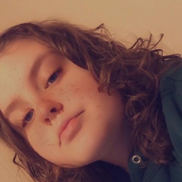 Meet your Posher, Sara - Picture 1 of 1